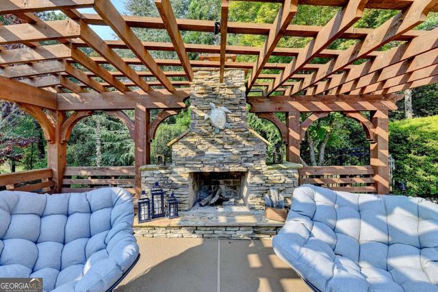 2850 Roanoke Road, Cumming, GA 30041