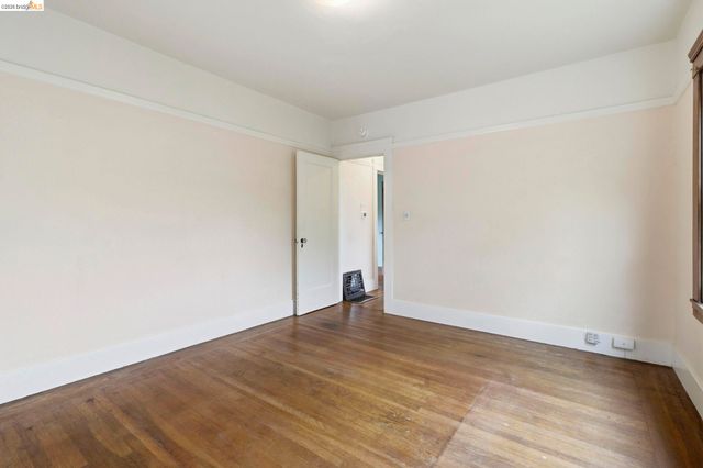 1529 Ada St, Berkeley, CA 94703