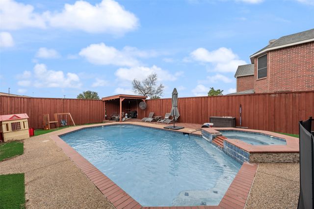 1725 Sheffield Drive, Garland, TX 75040