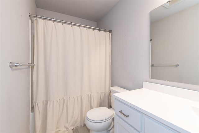 10906 Autumn View Lane, Portage, MI 49002