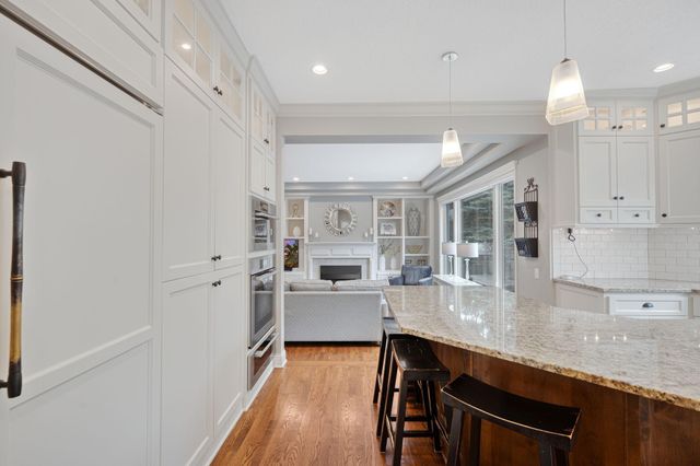 7000 Weston Circle, Edina, MN 55439