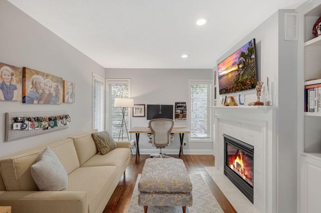 7000 Weston Circle, Edina, MN 55439