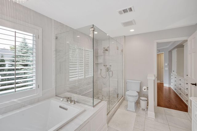7000 Weston Circle, Edina, MN 55439