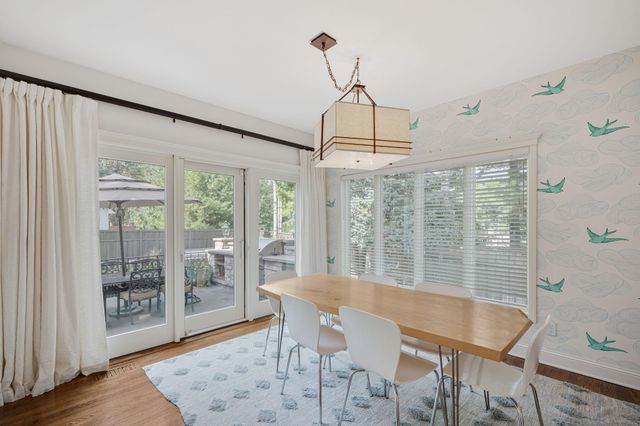 7000 Weston Circle, Edina, MN 55439