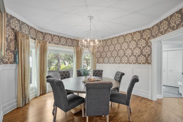 7000 Weston Circle, Edina, MN 55439