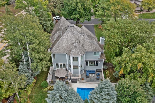 7000 Weston Circle, Edina, MN 55439