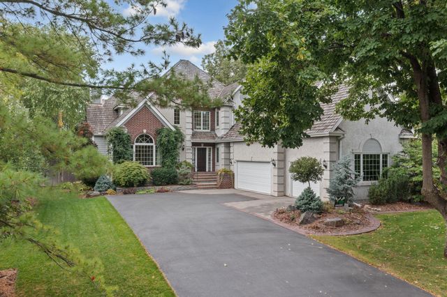 7000 Weston Circle, Edina, MN 55439