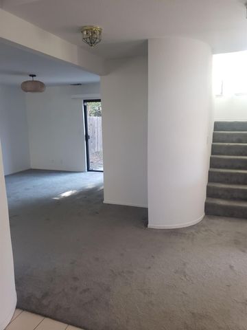 1256 Saddle Ct, Auburn, CA 95603