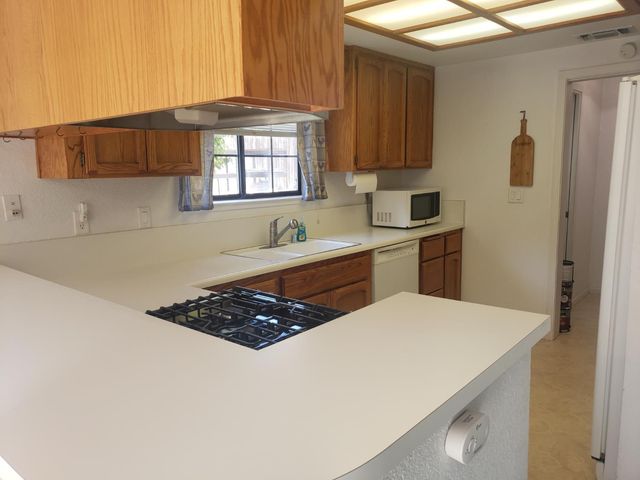 1256 Saddle Ct, Auburn, CA 95603