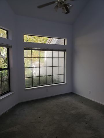 1256 Saddle Ct, Auburn, CA 95603