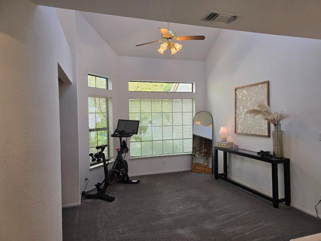 1256 Saddle Ct, Auburn, CA 95603