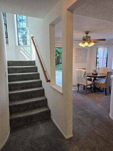 1256 Saddle Ct, Auburn, CA 95603