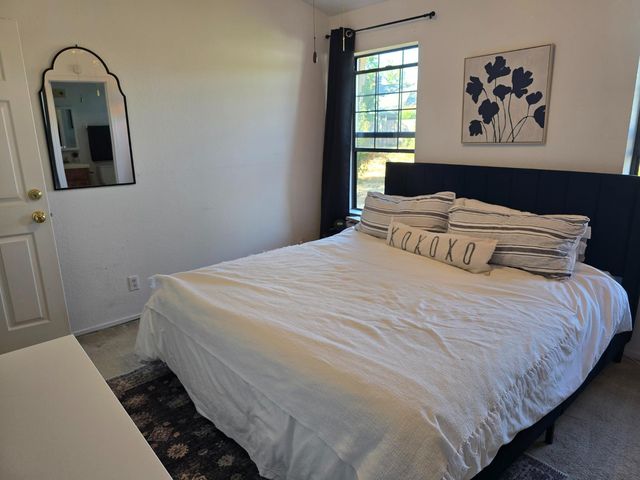 1256 Saddle Ct, Auburn, CA 95603
