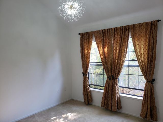 1256 Saddle Ct, Auburn, CA 95603