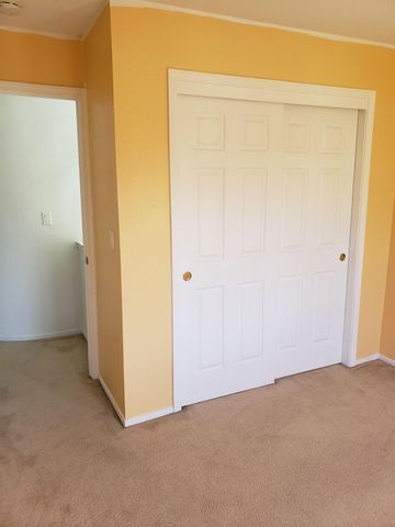 1256 Saddle Ct, Auburn, CA 95603