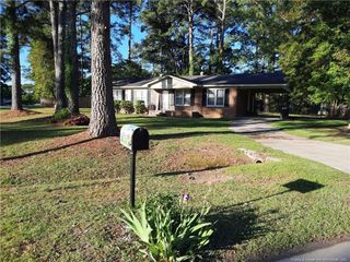 6401 Worthington Drive, Fayetteville, NC 28304