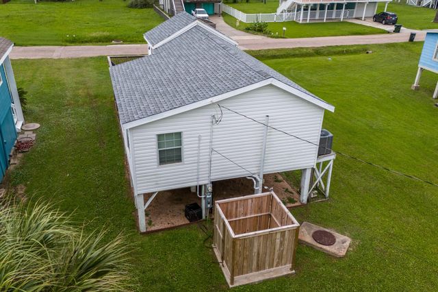 4115 Surf Drive, Galveston, TX 77554