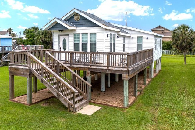 4115 Surf Drive, Galveston, TX 77554