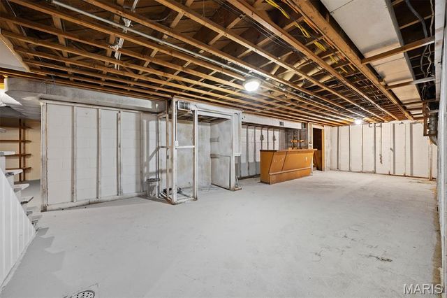 915 N 17th Street, Belleville, IL 62226