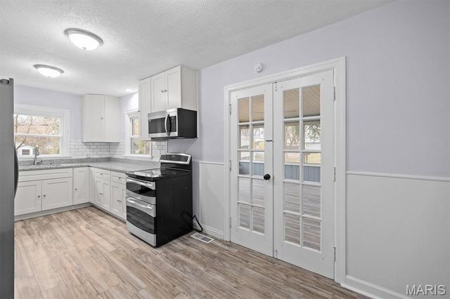 915 N 17th Street, Belleville, IL 62226