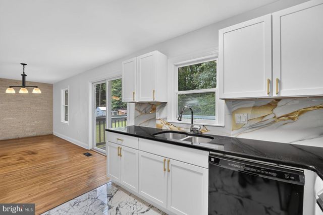 7012 NOAH DR, Fort Washington, MD 20744