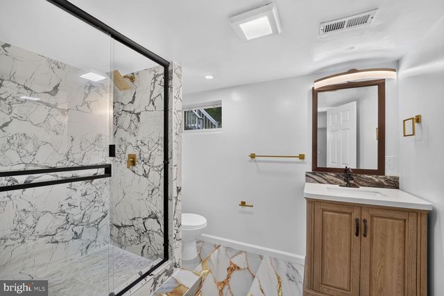 7012 NOAH DR, Fort Washington, MD 20744
