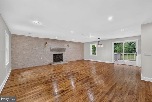 7012 NOAH DR, Fort Washington, MD 20744