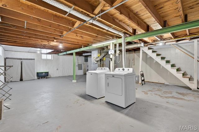 10655 St Stephen Lane, St Ann, MO 63074