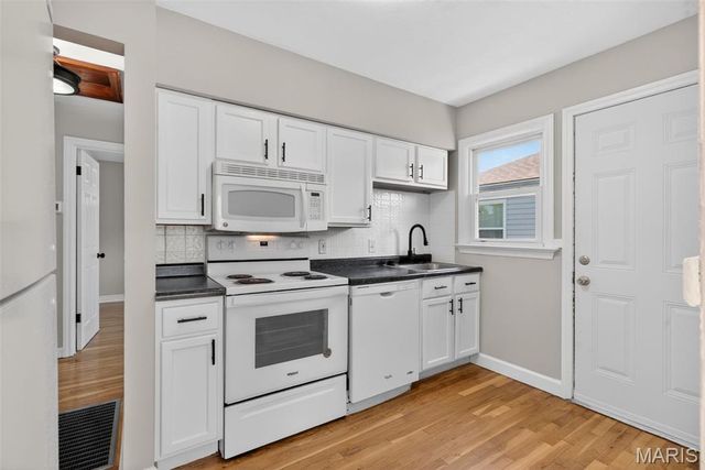 10655 St Stephen Lane, St Ann, MO 63074