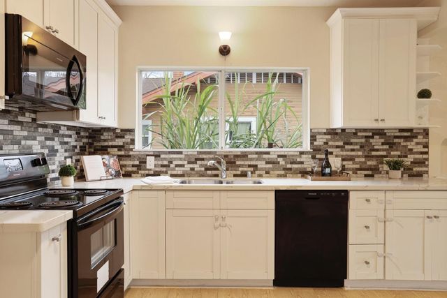 721 N Edison St, Stockton, CA 95203