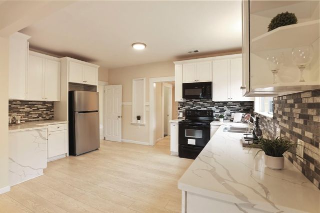 721 N Edison St, Stockton, CA 95203