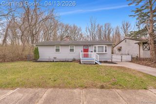 35815 Cypress Street, Romulus, MI 48174