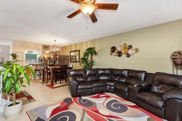 12691 NW 14th Pl, Sunrise, FL 33323