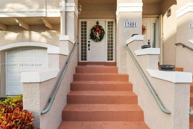 12691 NW 14th Pl, Sunrise, FL 33323