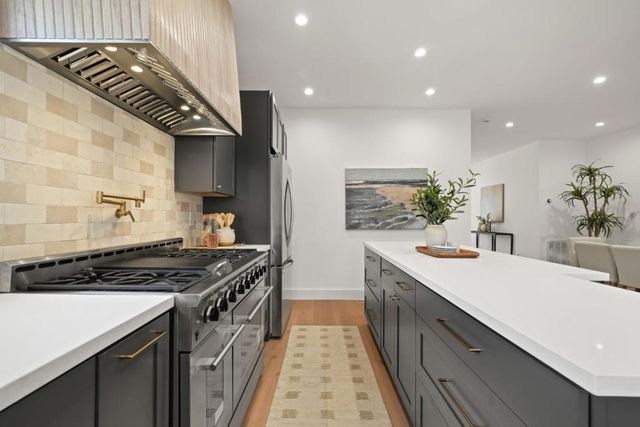 876 San Felipe Avenue, San Bruno, CA 94066