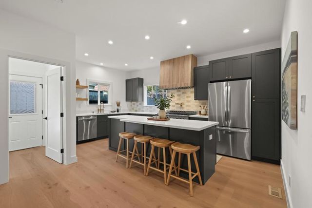 876 San Felipe Avenue, San Bruno, CA 94066