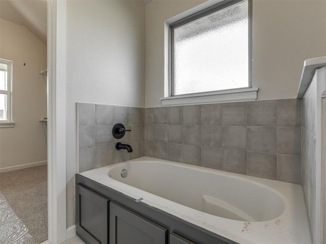 11725 SW 48th Street, Mustang, OK 73064