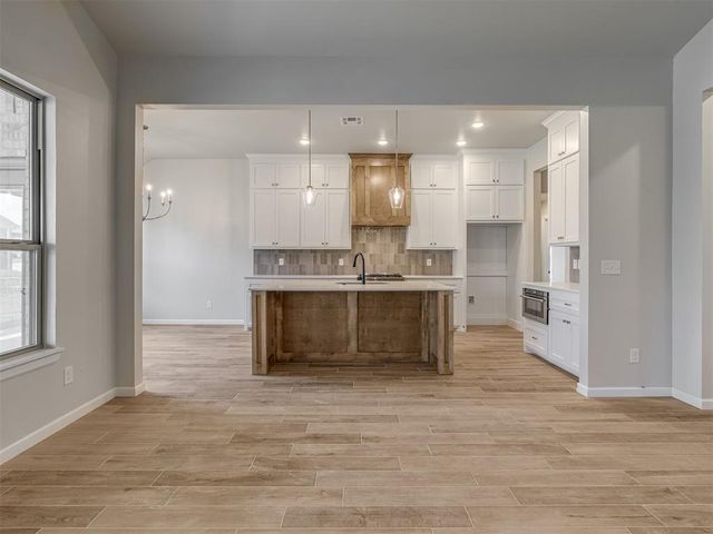 11725 SW 48th Street, Mustang, OK 73064