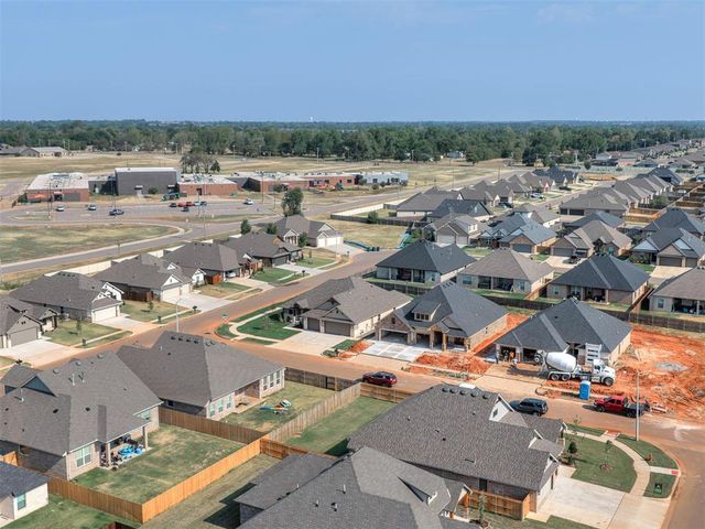 11725 SW 48th Street, Mustang, OK 73064