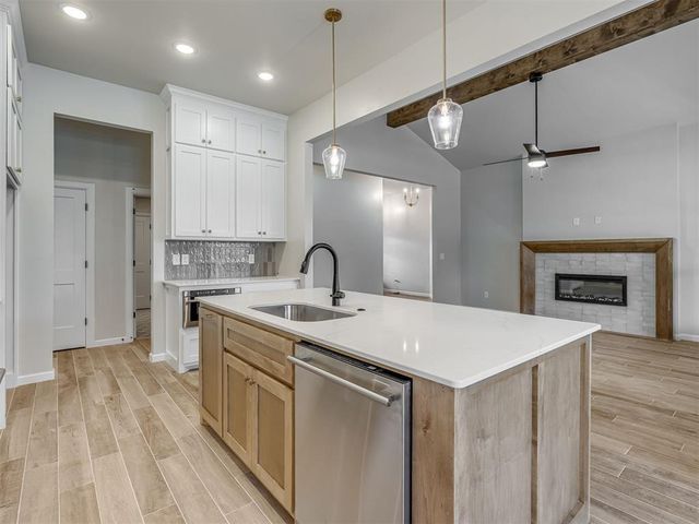 11725 SW 48th Street, Mustang, OK 73064
