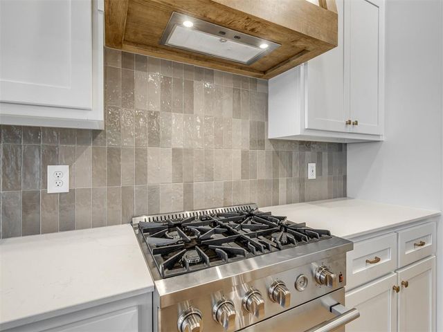 11725 SW 48th Street, Mustang, OK 73064