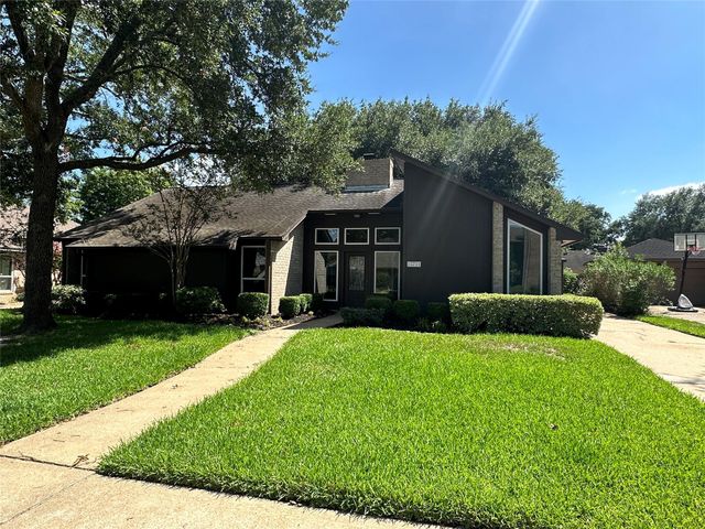 15711 Four Leaf Drive, Houston, TX 77084