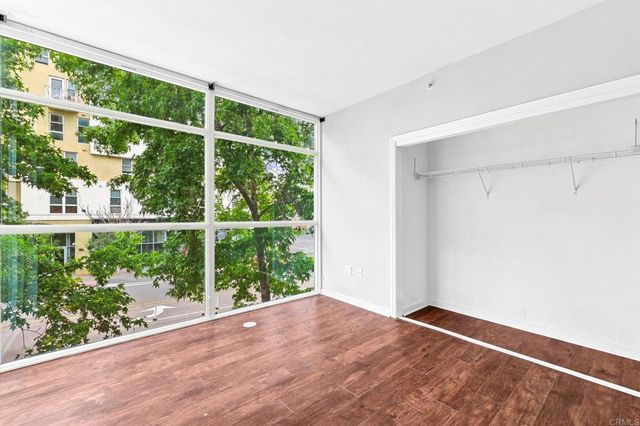 550 15th St 204, San Diego, CA 92101