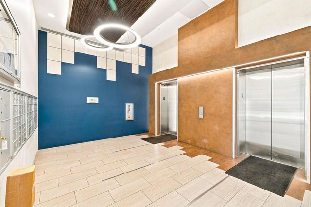 550 15th St 204, San Diego, CA 92101