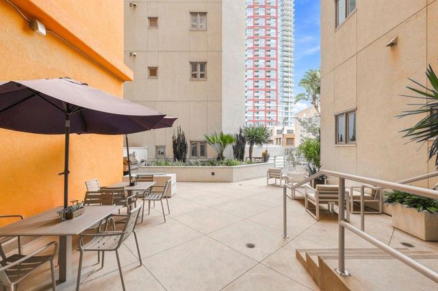 550 15th St 204, San Diego, CA 92101