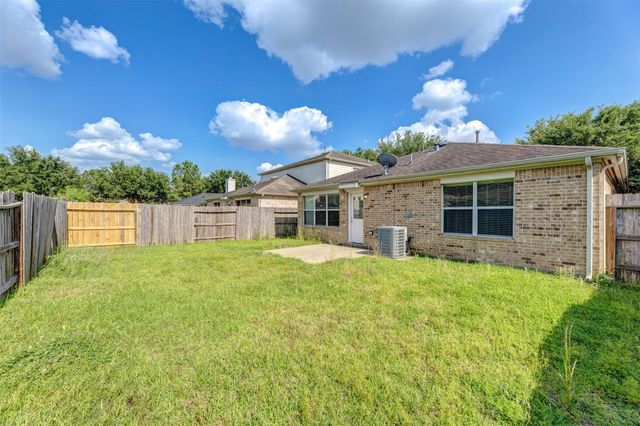 16522 Grenada Falls Drive, Houston, TX 77095