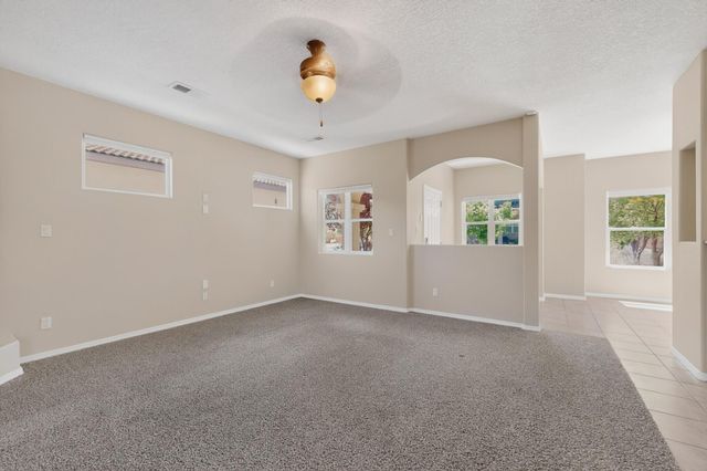 5752 Witkin Street SE, Albuquerque, NM 87106