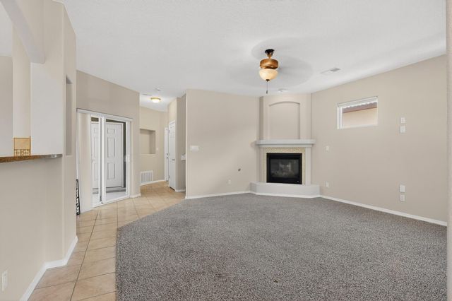 5752 Witkin Street SE, Albuquerque, NM 87106
