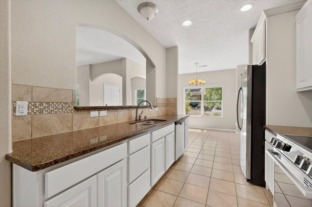 5752 Witkin Street SE, Albuquerque, NM 87106