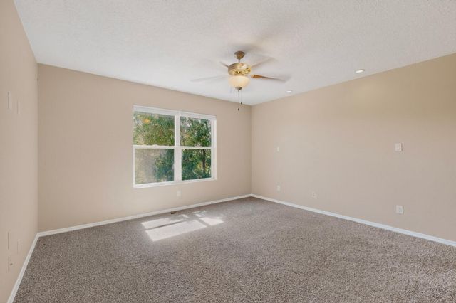 5752 Witkin Street SE, Albuquerque, NM 87106